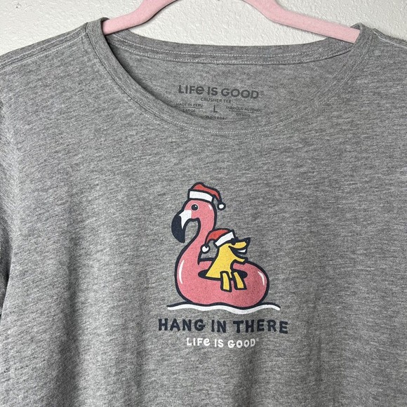 Life Is Good Hang In There Gray Christmas Flamingo Dog Pool Crusher Shirt Large - Picture 2 of 3